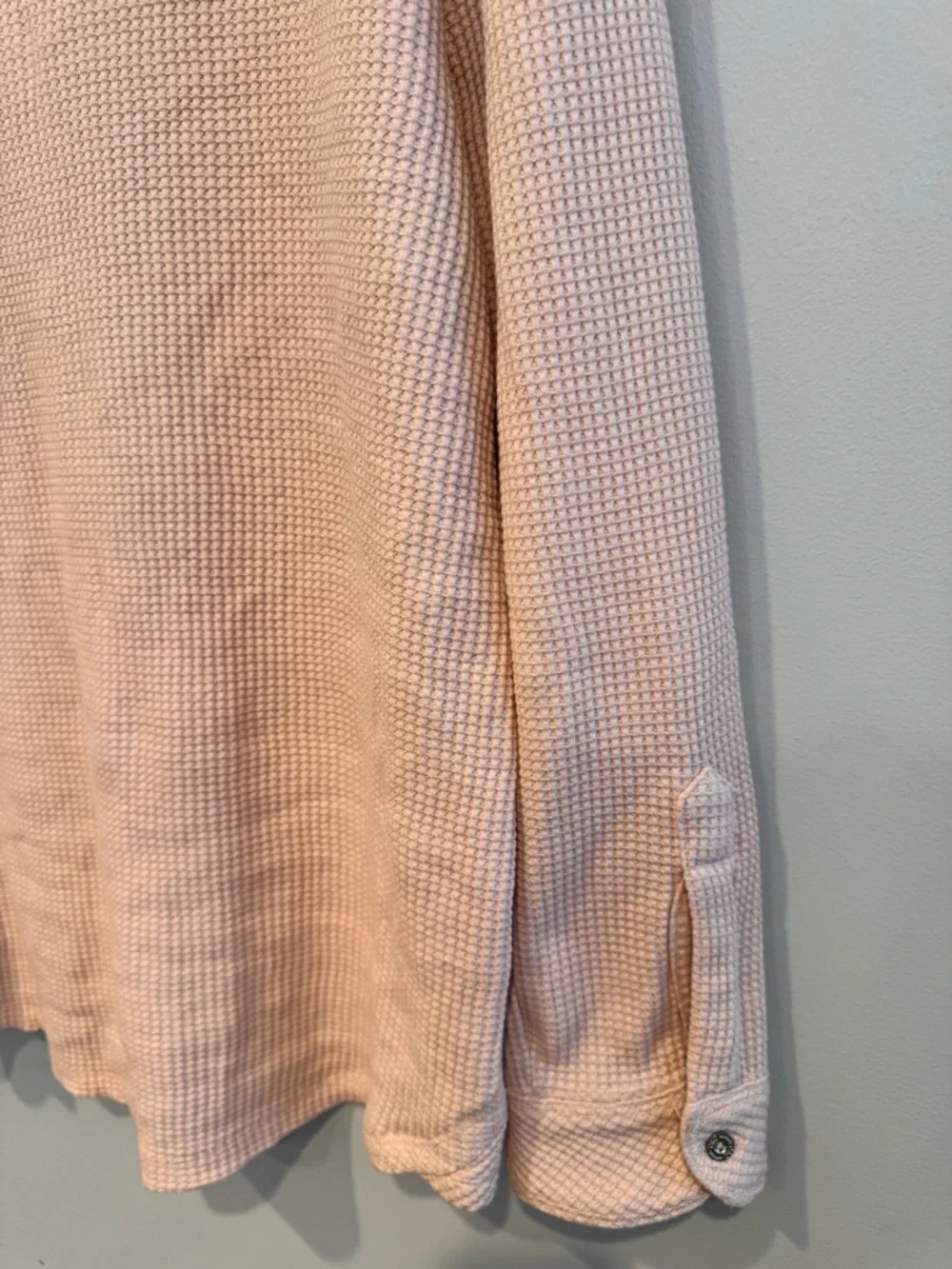 NWT C&C California Waffle Knit Pink Button Down Size M - Picture 6 of 8